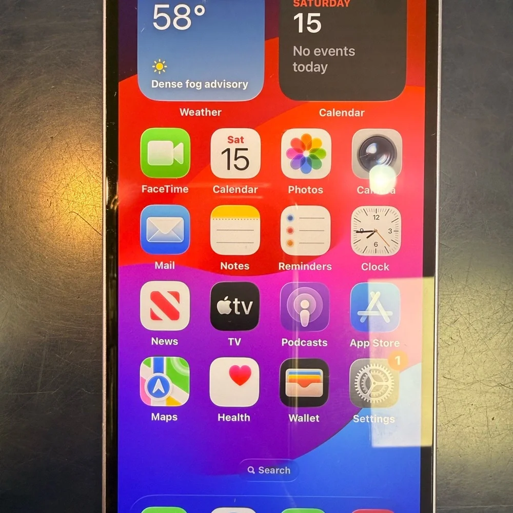 Apple iPhone 12 purple